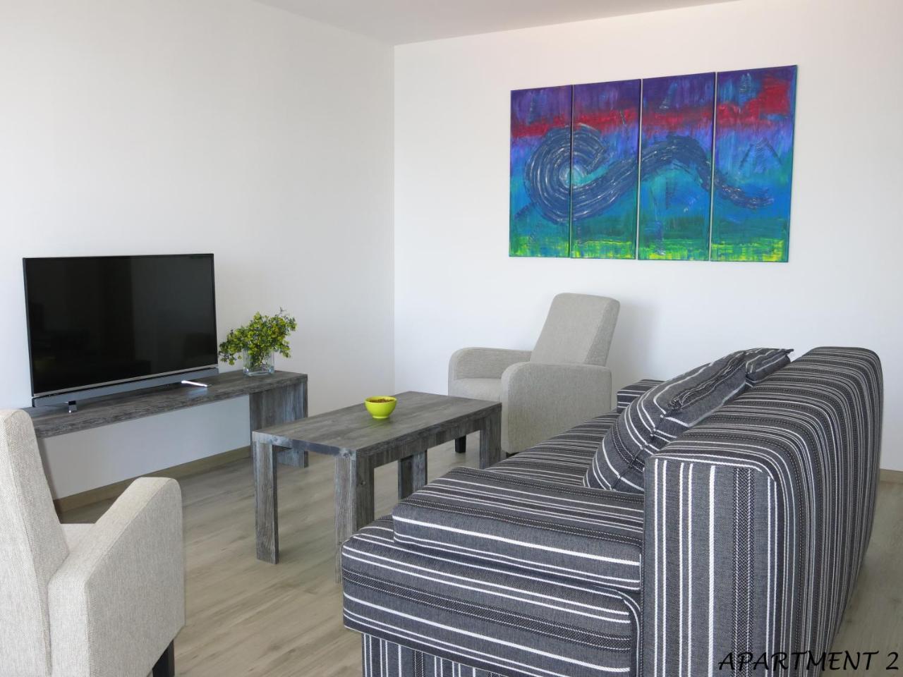 Apartments Luka トロギール エクステリア 写真